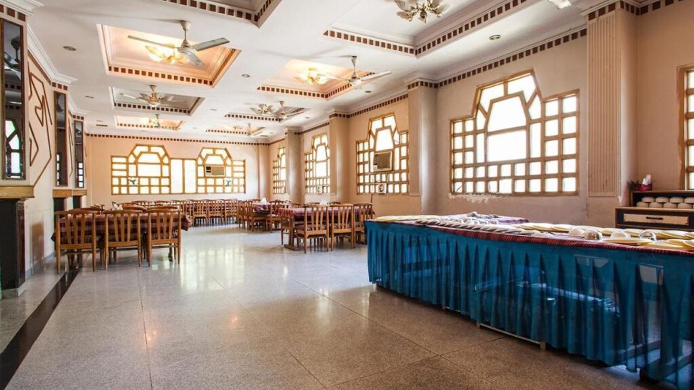 Hotel Saurab