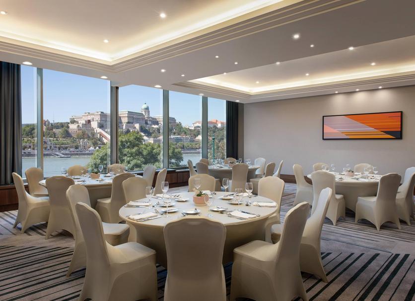 Banquet hall Photo