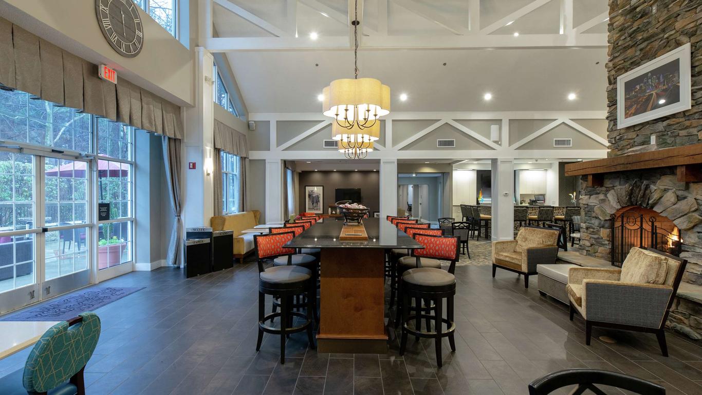 Hampton Inn & Suites Raleigh Cary Lenovo Center