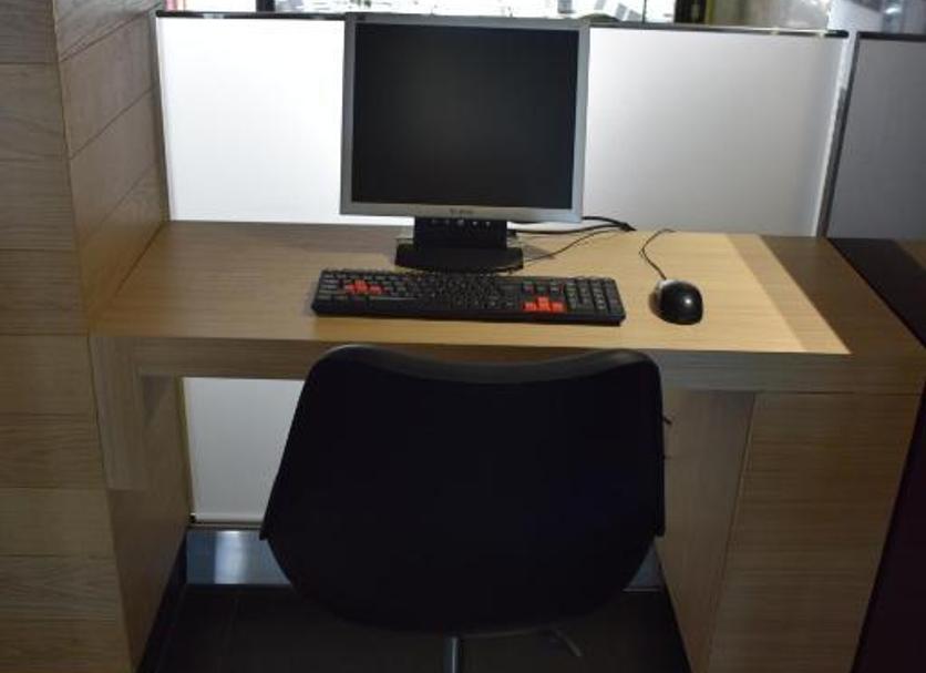 Business centre Photo