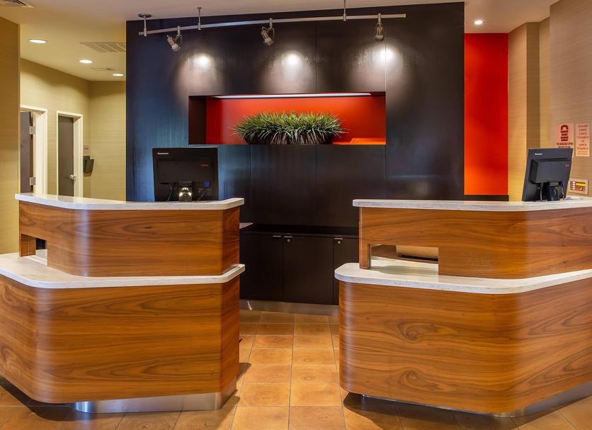 Front desk Photo