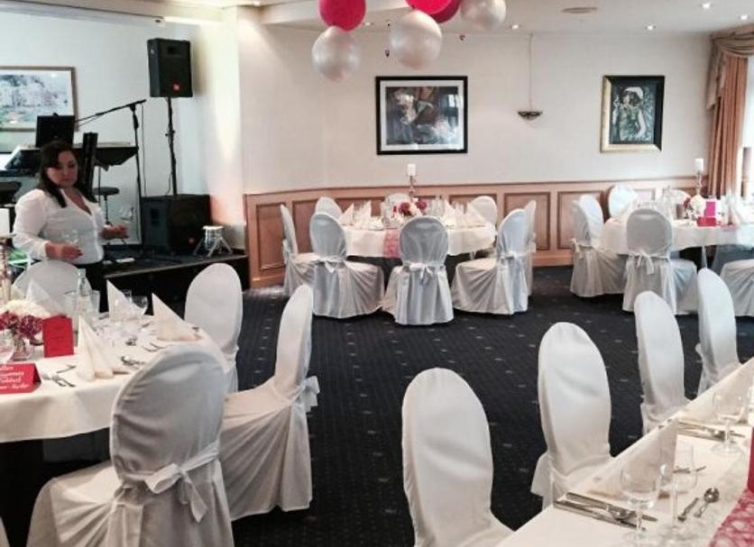 Banquet hall Photo