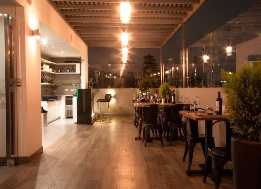Restaurant Photo