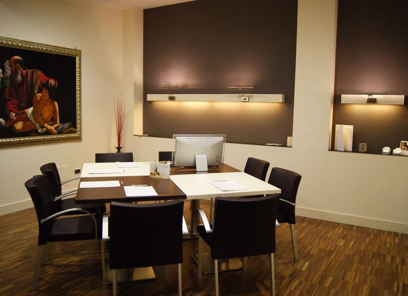 Conference room Photo