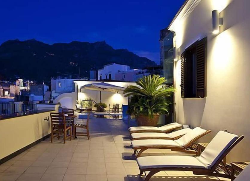 Balcony Photo