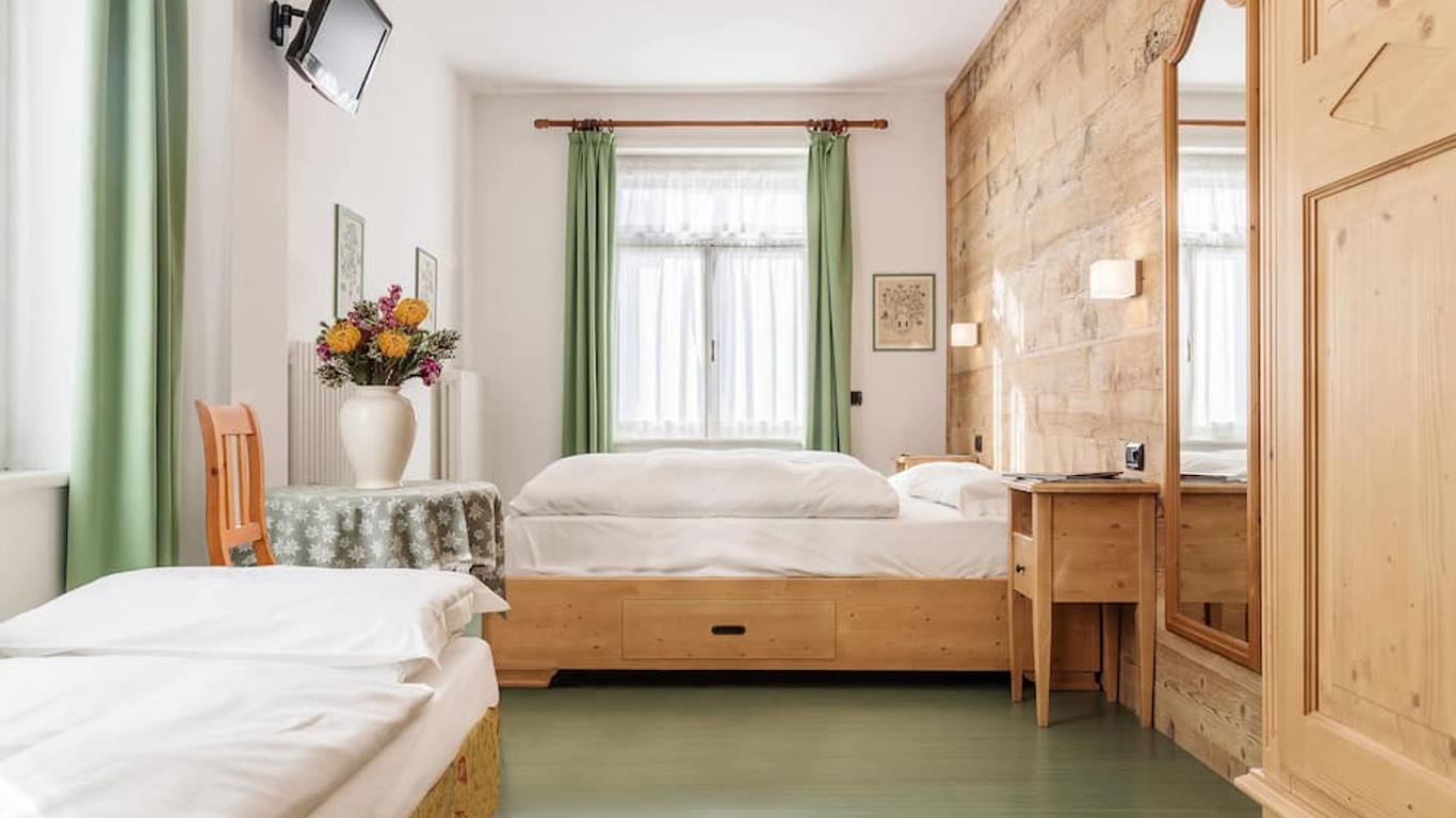 Hotel Oasi