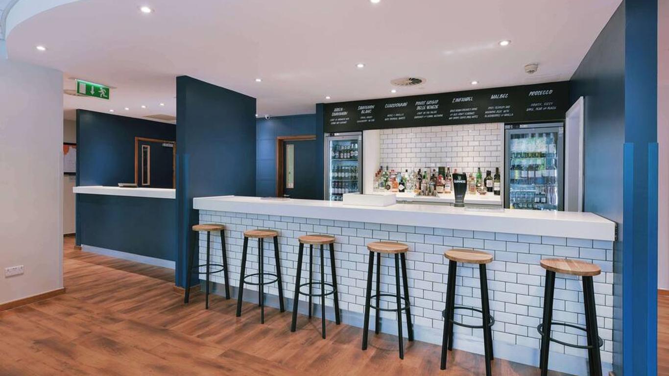 Travelodge Swansea Central
