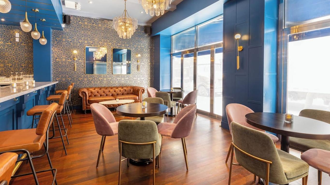 Aura Hotel Times Square
