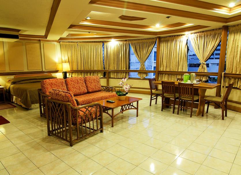 Lounge Photo