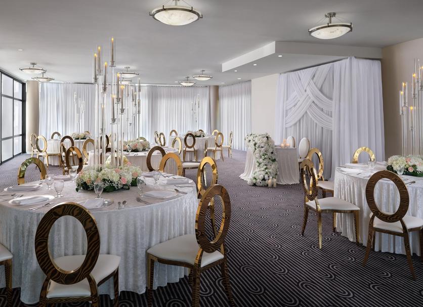 Banquet hall Photo