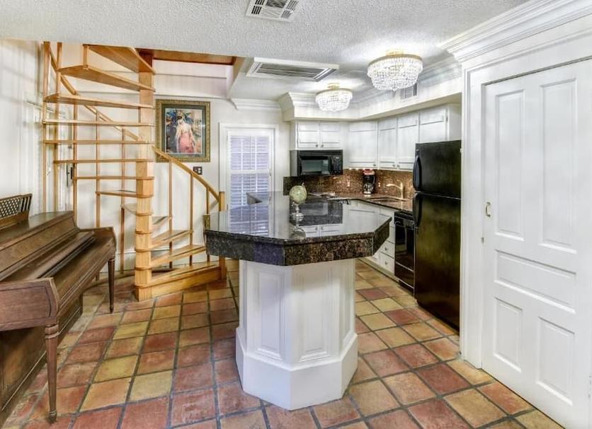 Kitchen Photo