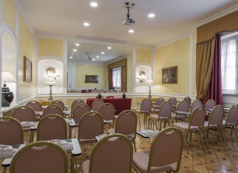 Conference room Photo