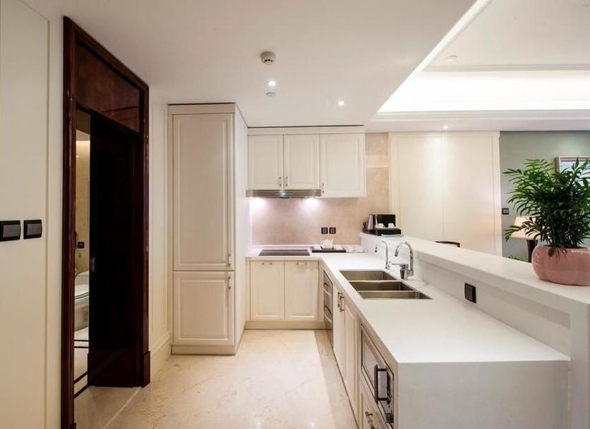 Kitchen Photo