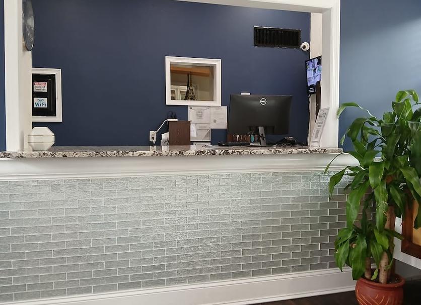 Front desk Photo