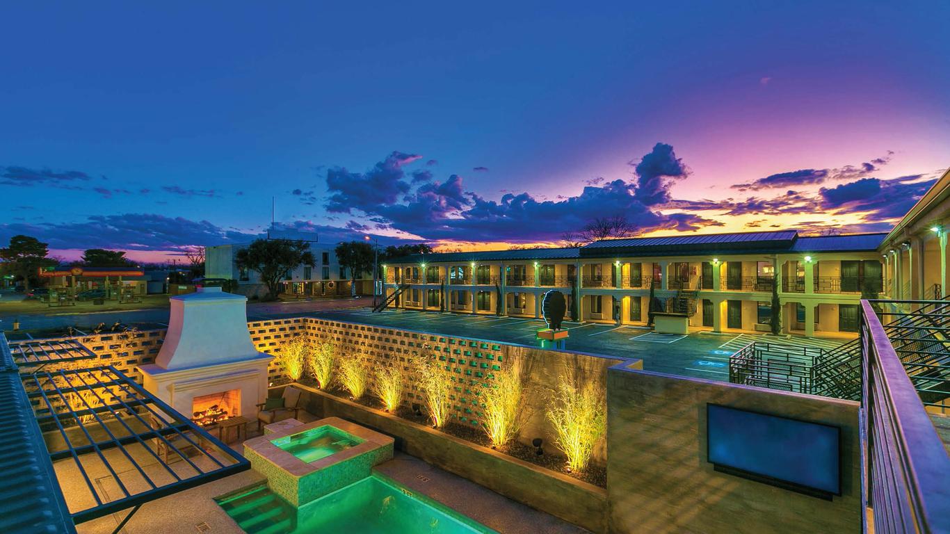 Angoria Hotel