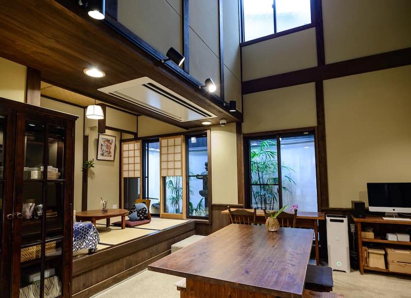 Dining room Photo