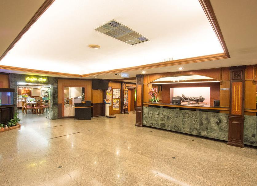 Front desk Photo