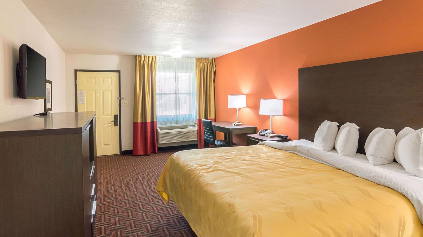 Quality Inn East