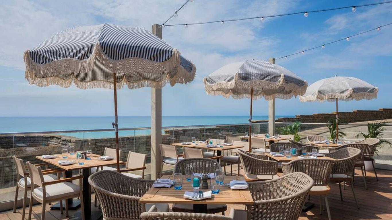 The White Horses by Everly Hotels Collection