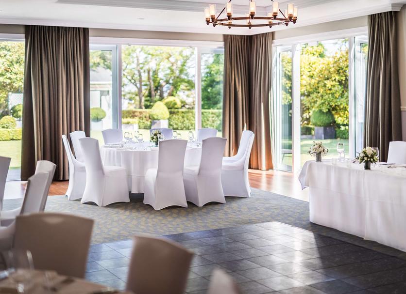 Banquet hall Photo