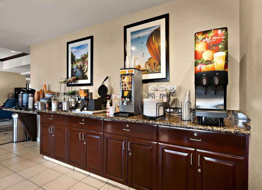 Buffet Photo