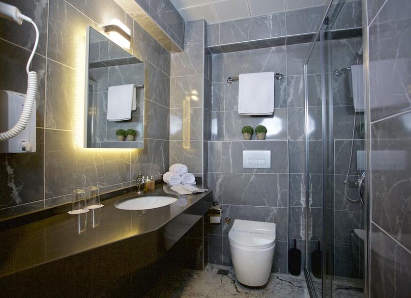 Bathroom Photo