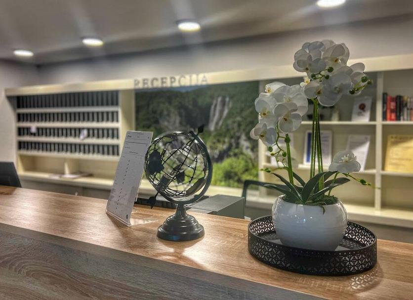 Front desk Photo