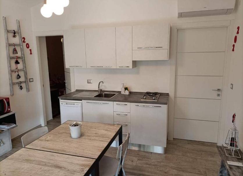 Kitchen Photo