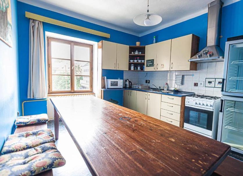 Kitchen Photo