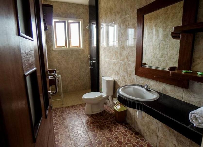 Bathroom Photo