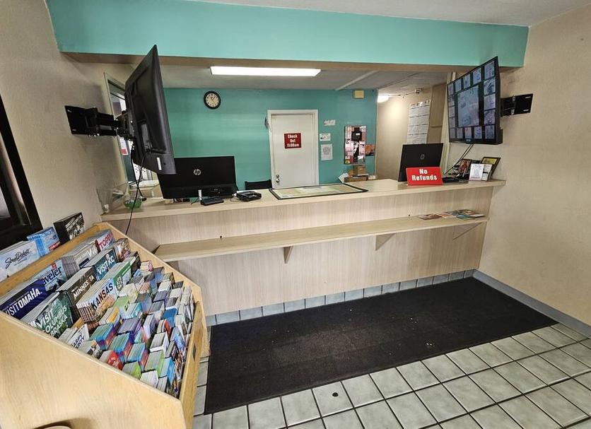 Front desk Photo