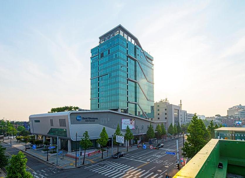 Building Photo