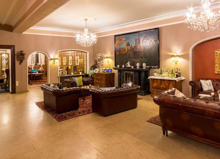 Lounge Photo