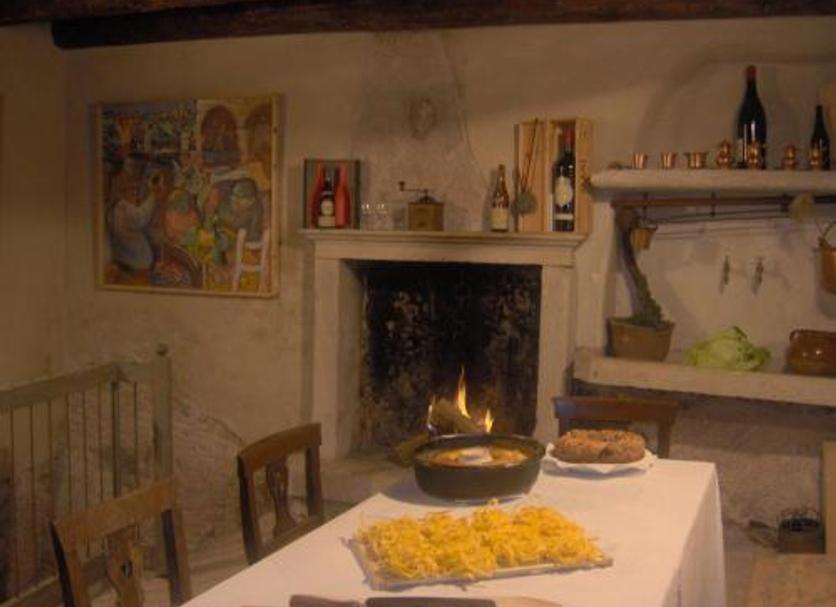 Dining room Photo