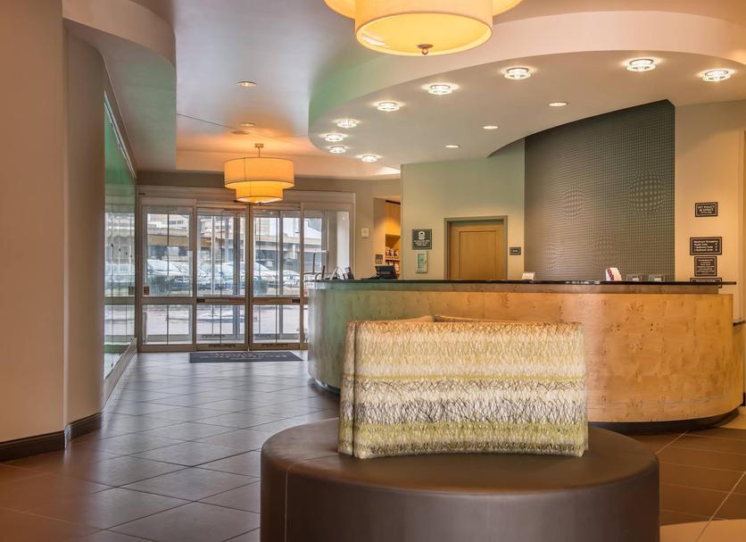 Front desk Photo