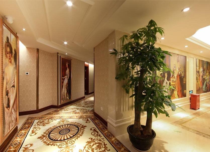 Hallway Photo