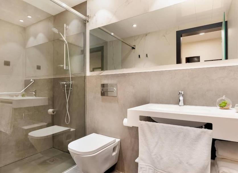 Bathroom Photo