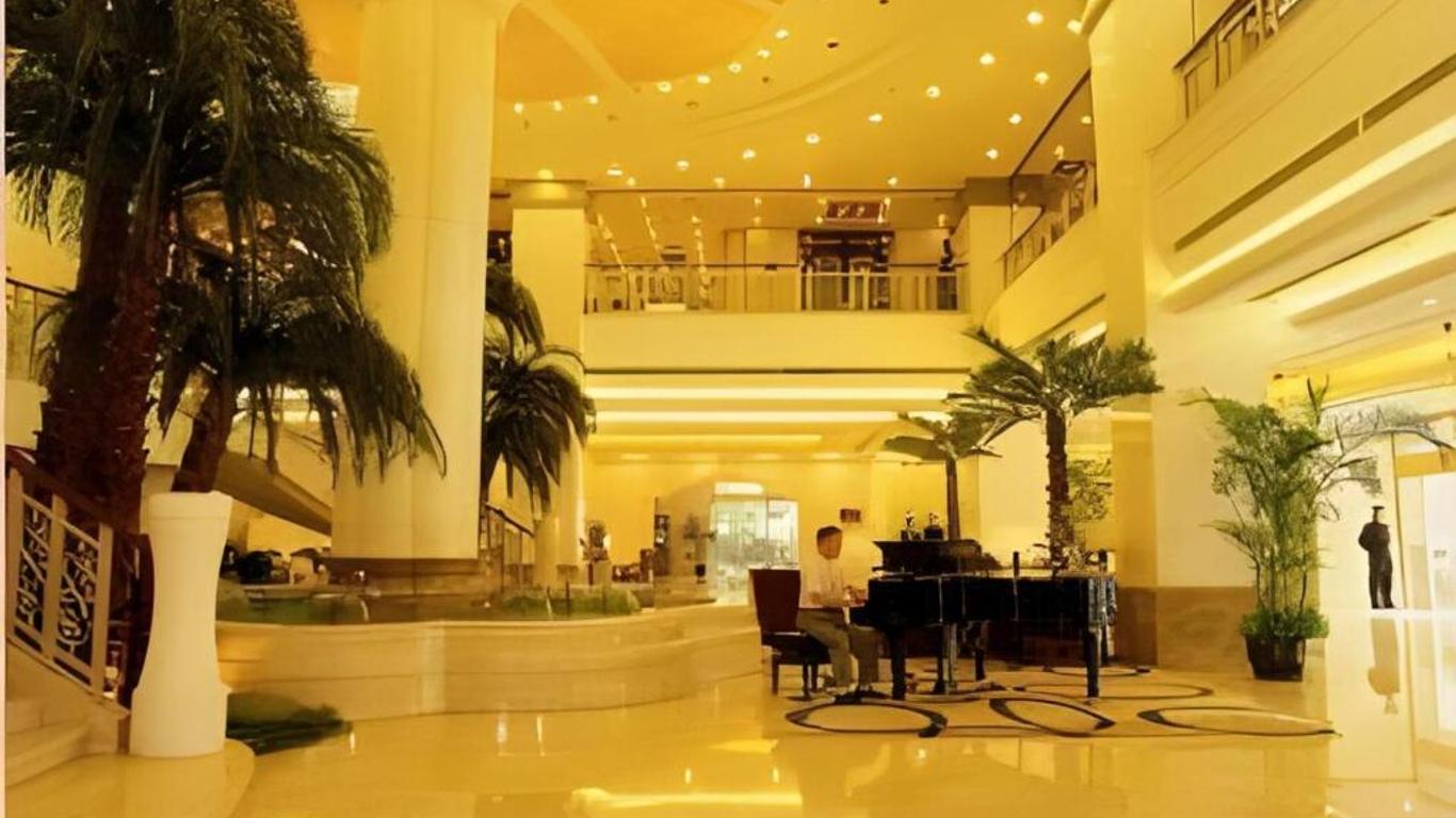 Golden River View Hotel
