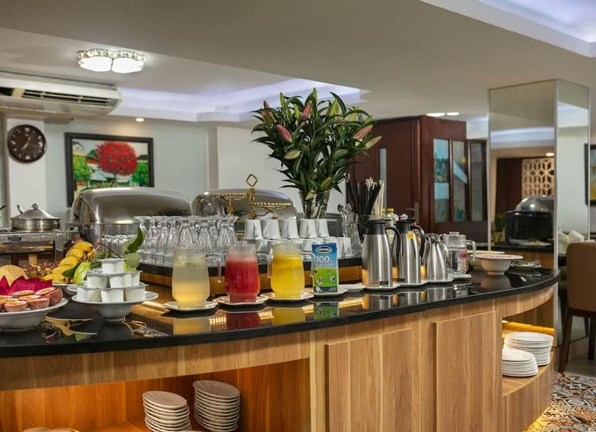Buffet Photo