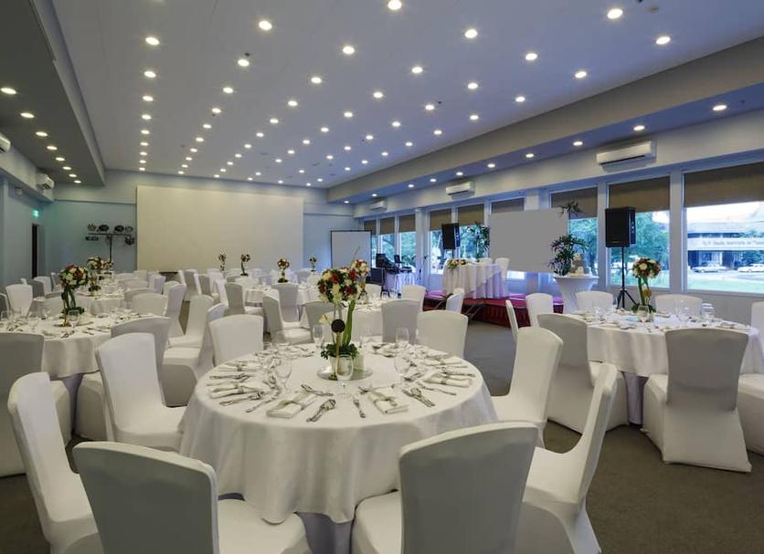 Banquet hall Photo