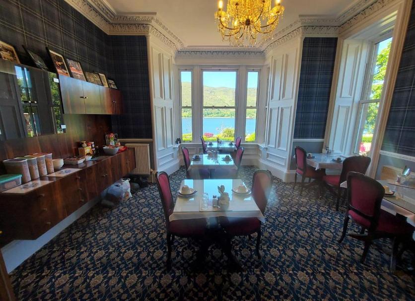 Restaurant Photo
