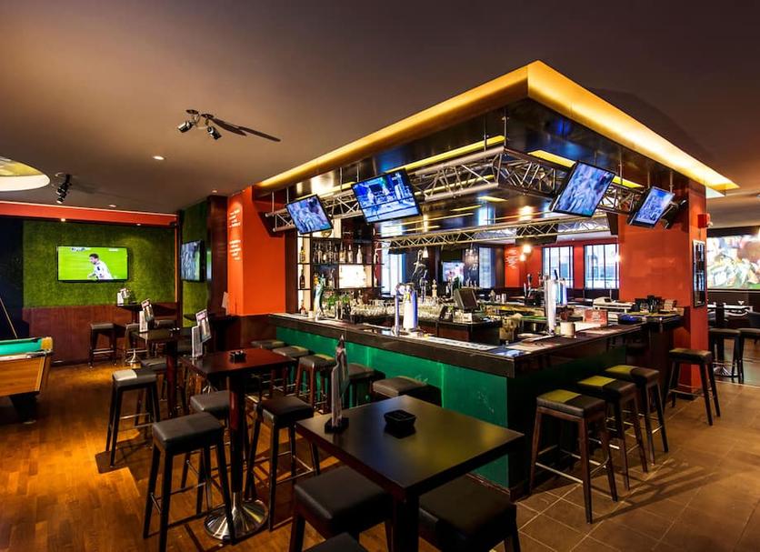 Bar Photo