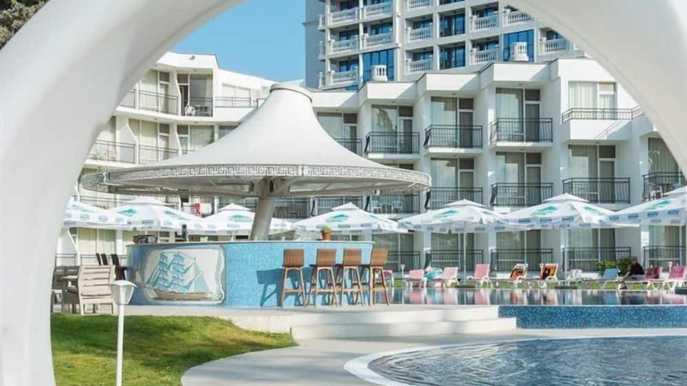 Flamingo Beach Hotel