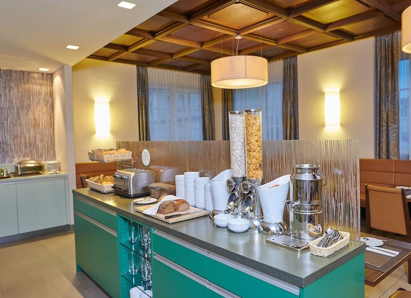 Buffet Photo