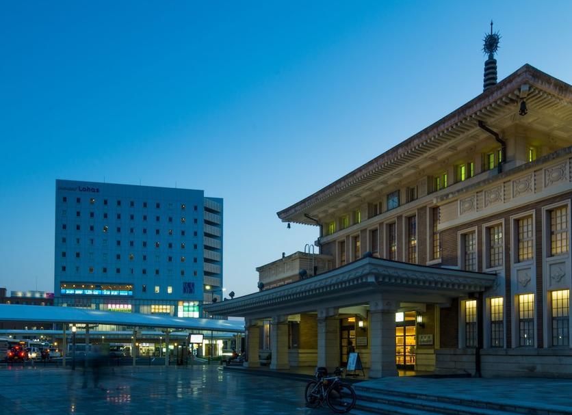 Building Photo