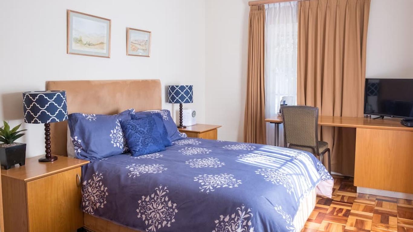 The Sanctuary Guest House Estate