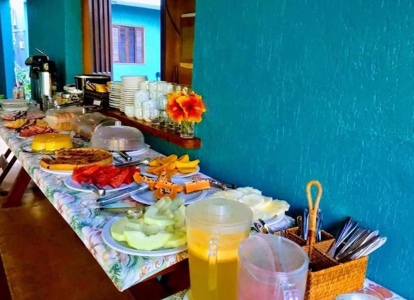 Buffet Photo