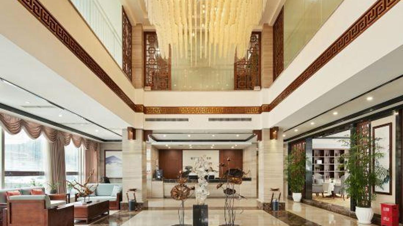 Emeishan Hotel·Chanyue (Chengdu Jinli Wuhouci Store)