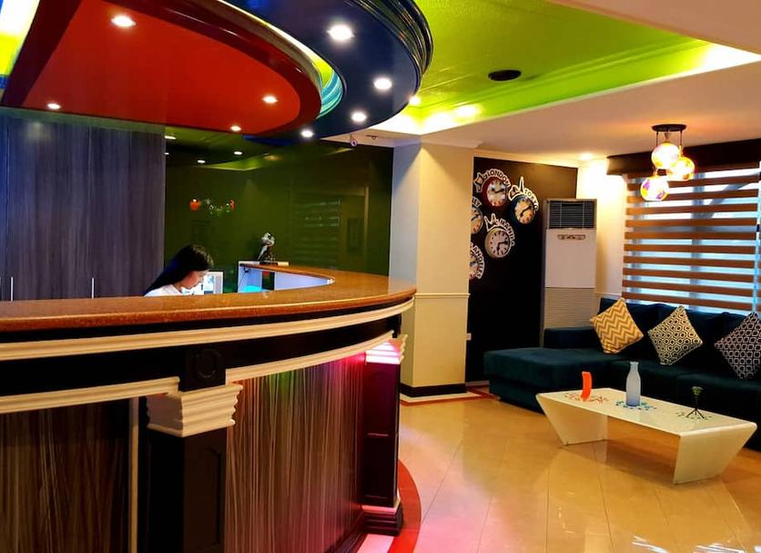 Front desk Photo