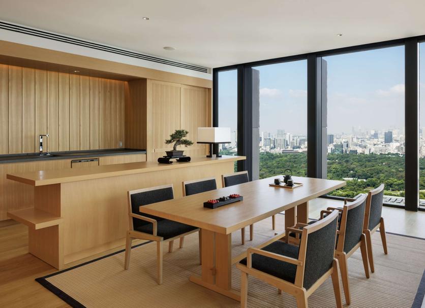 Dining room Photo